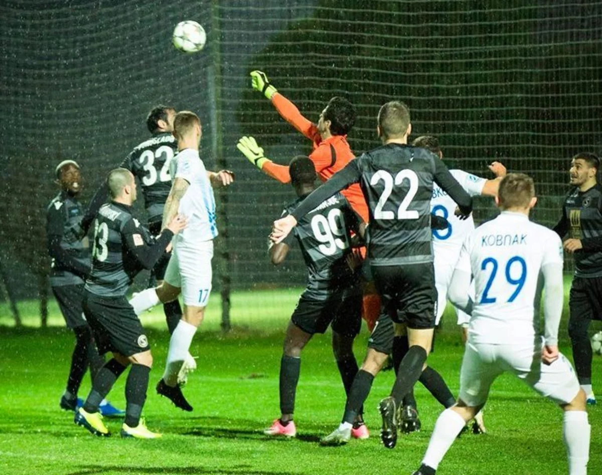 Səbail baxışa braziliyalı futbolçu cəlb edib
