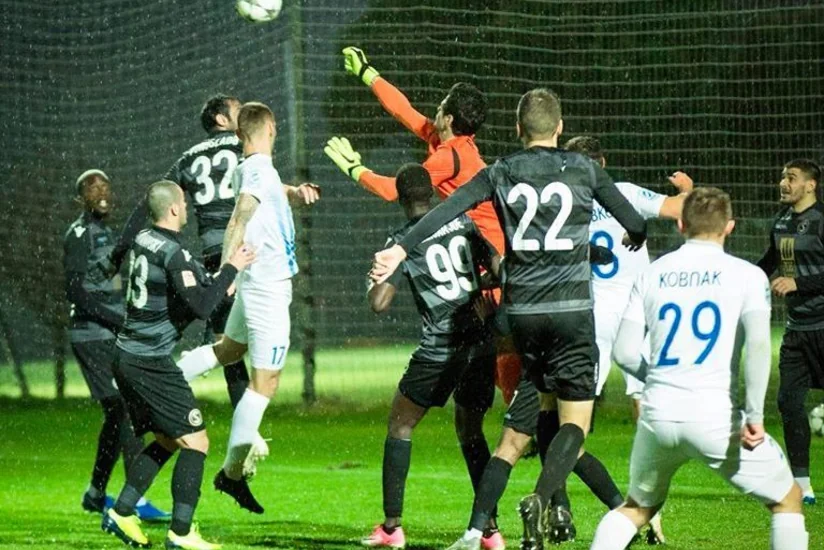 Səbail baxışa braziliyalı futbolçu cəlb edib
