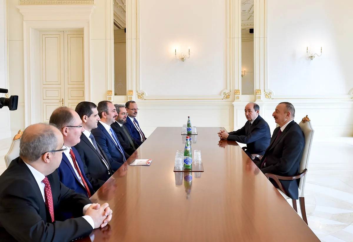 President Ilham Aliyev receives delegation led by Turkish justice minister