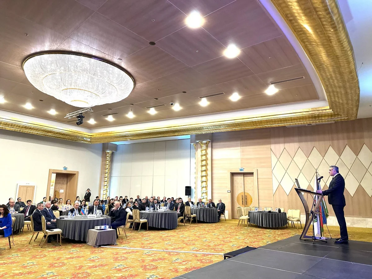 Vəkil qurumlarının rəhbərlərinə elektron order və digər xidmətlərin təqdimatı keçirilib