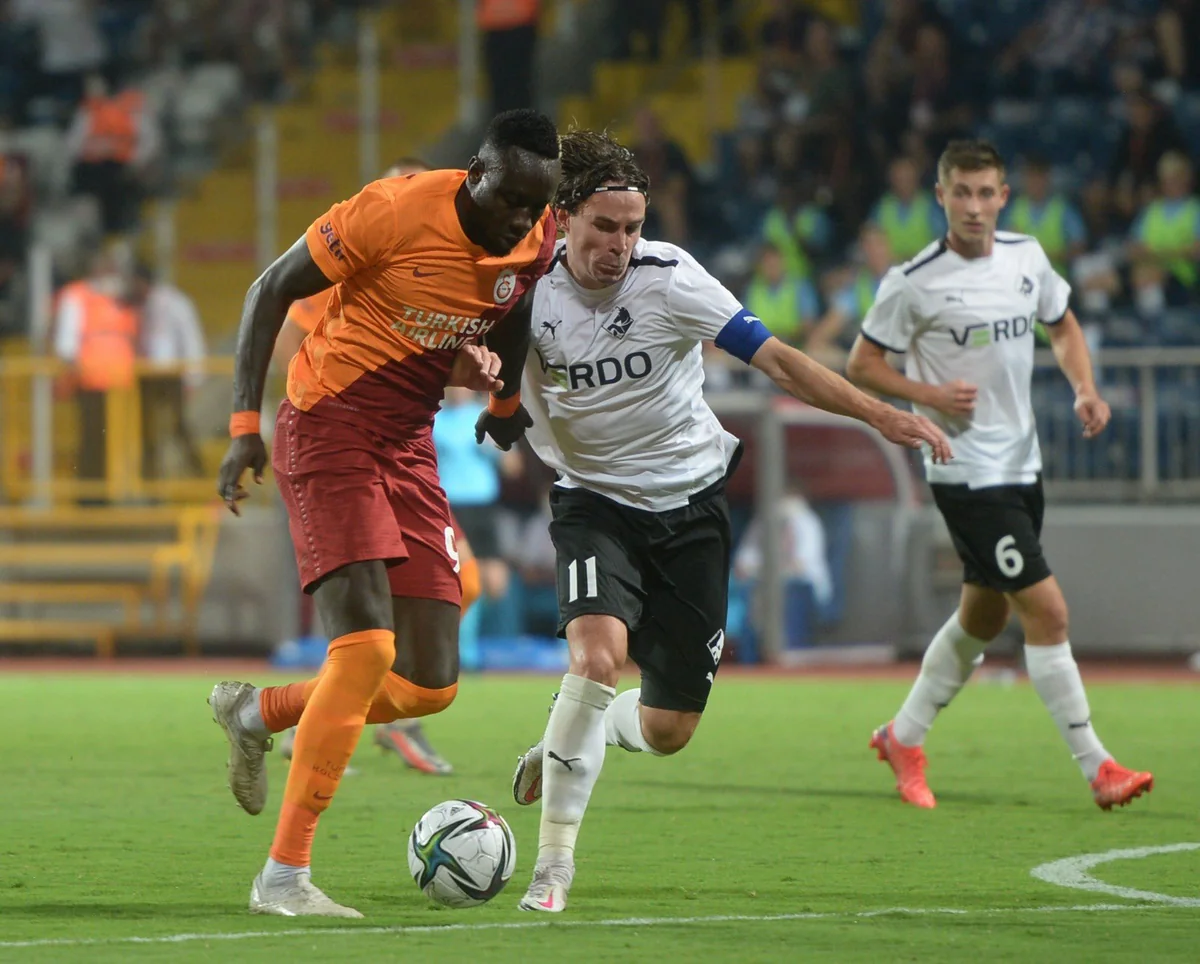 Avropa Liqası: Qalatasaray və Fənərbağça qrup mərhələsinə vəsiqə qazanıb