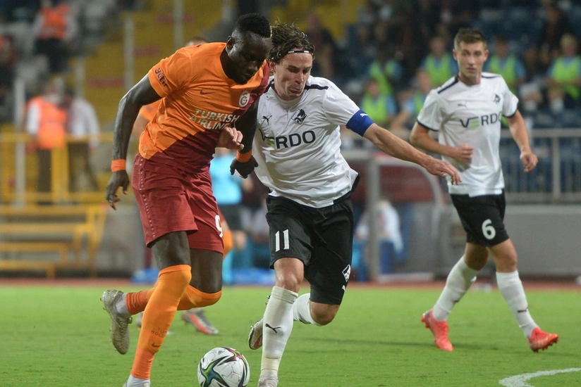 Avropa Liqası: Qalatasaray və Fənərbağça qrup mərhələsinə vəsiqə qazanıb