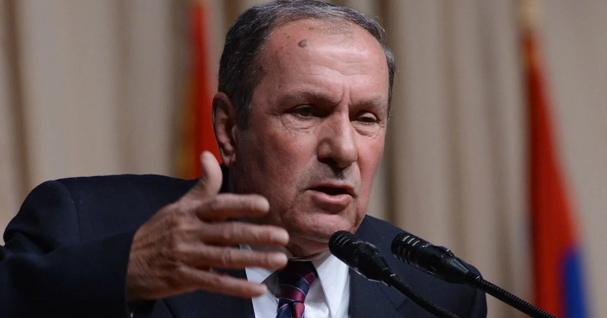 Levon Ter-Petrosyandan Ermənistanda vətəndaş müharibəsi barədə xəbərdarlıq