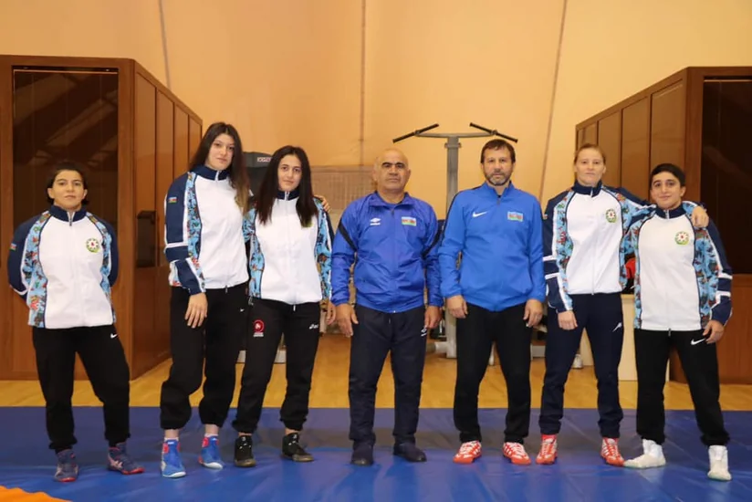 Dünya çempionatı: Azərbaycanın qadın güləşçisi bürünc medal uğrunda yarışacaq