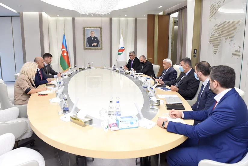 SOCAR-da “Baker Hughes”un rəqamsal həll üzrə rəhbərləri ilə görüş keçirilib