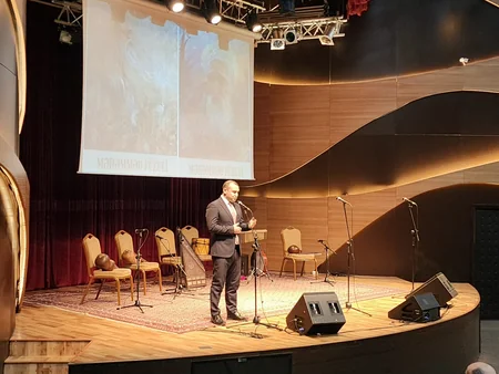 BP presents two-volume book about Fuzuli