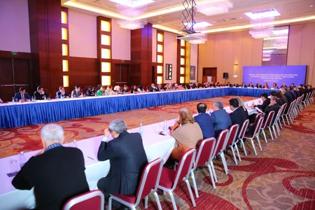 “2023-cü il qrant müsabiqəsi” mövzularının müəyyənləşdirilməsinə həsr olunan ictimai müzakirə keçirilib