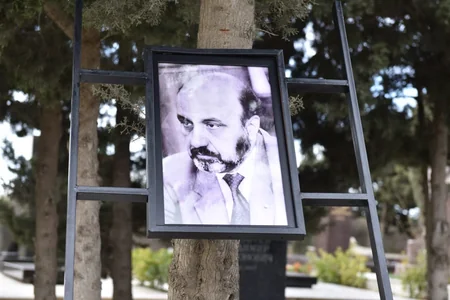 Tanınmış ictimai xadim Ramiz Abutalıbov dəfn olunub