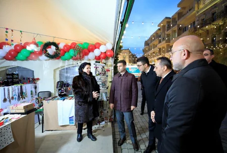 İçərişəhərdə “Sehrli qala” yarmarkası start götürüb