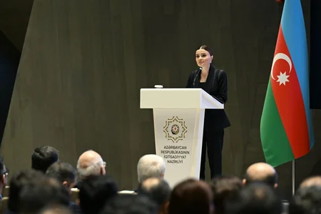 İqtisadiyyat Nazirliyində 20 Yanvar Ümumxalq Hüzn Günü ilə əlaqədar anım tədbiri keçirilib