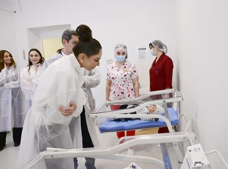 Birinci vitse-prezident Gəncə Şəhər Birləşmiş Xəstəxanasının Perinatal Mərkəzində olub