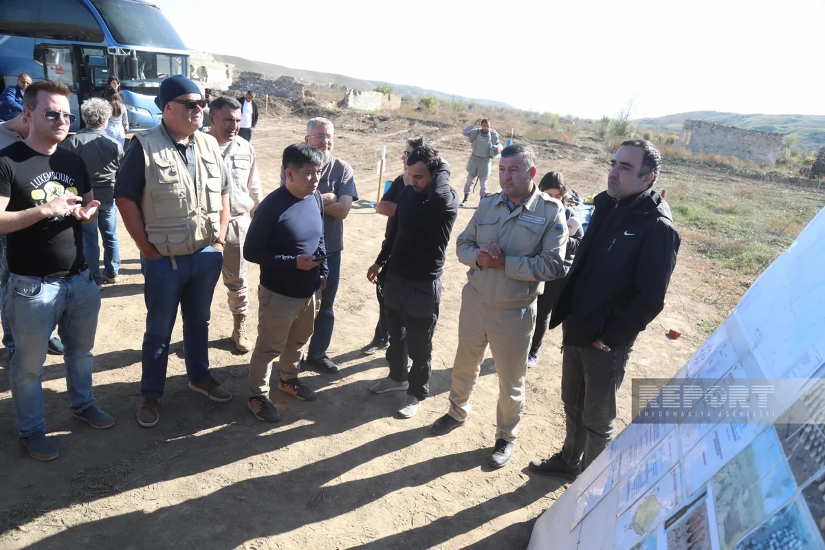 Int’l travelers observe mine clearing process in Azerbaijan’s Fuzuli