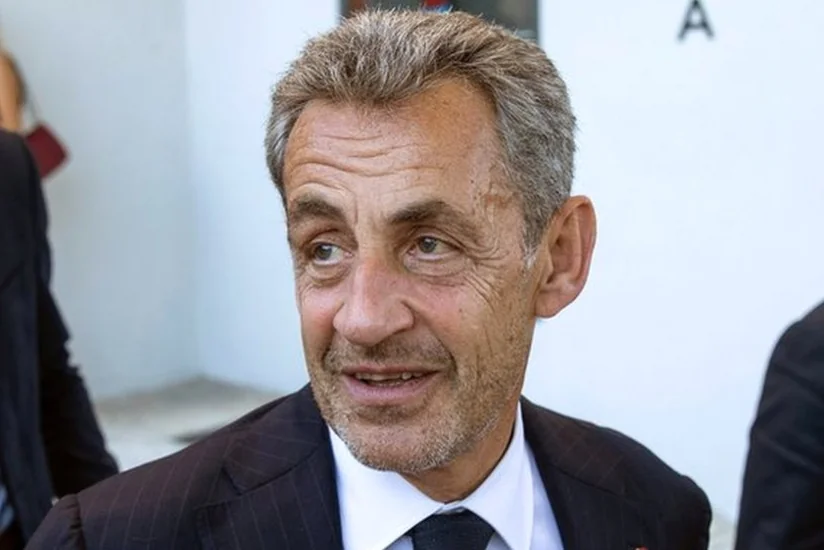 Fransa prokurorluğu Sarkoziyə 7 il həbs cəzası tələb edir