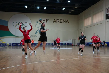 Qadın həndbolçular arasında Azərbaycan çempionatında turun mərkəzi oyunu keçirilib