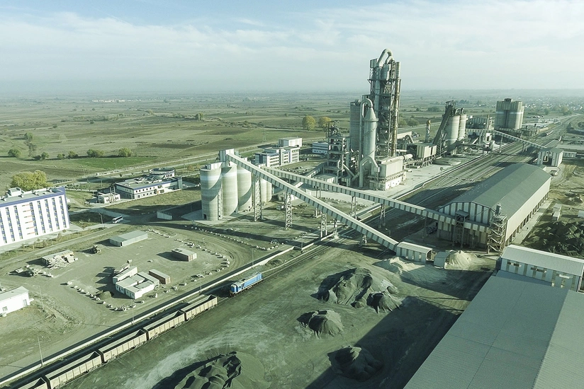 Qaradağda zavod ərazisində partlayış olub, ölən var