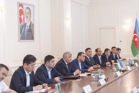 Özbəkistanlı sahibkarlar Azərbaycanda investisiya yatırmağa dəvət edilib