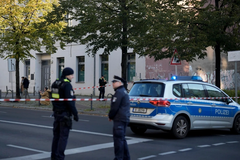 Berlin prosecutors launch investigation into attempted arson attack on synagogue