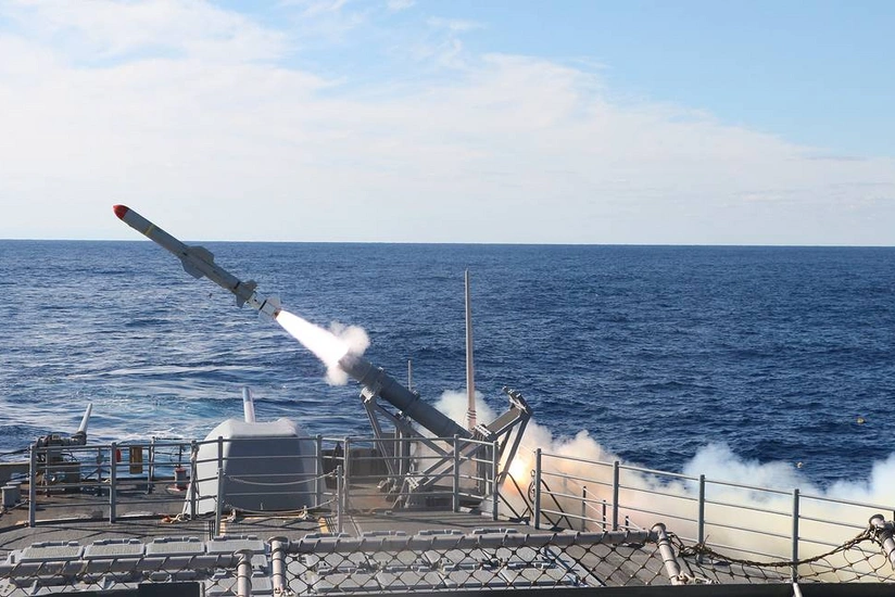 US destroys 4 Houthi radars, 1 drone