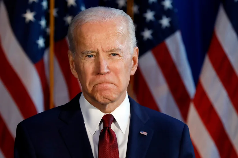 Рейтинг популярности Байдена снижается
