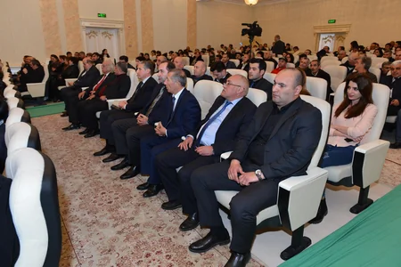 Sumqayıt Dövlət Dram Teatrının kollektivi Novruz bayramı ərəfəsində kimyaçılar qarşısında çıxış edib