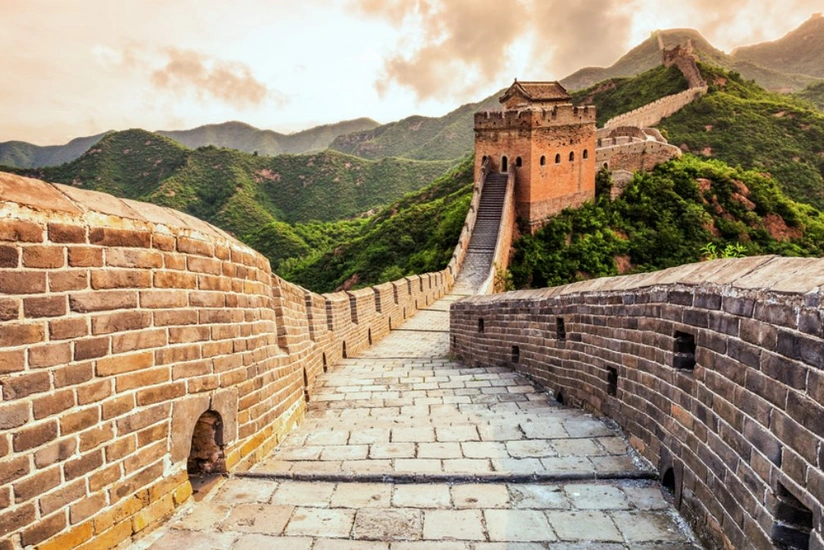 Section of Great Wall collapses after earthquake