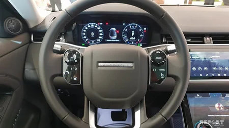 Bakıda yeni “Range Rover Evoque” avtomobili təqdim edilib