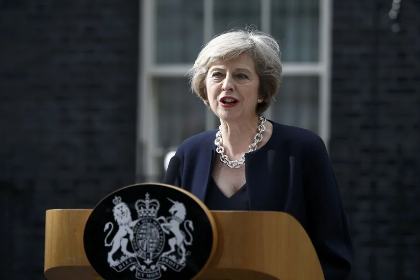 Theresa May: British parliament to put final Brexit deal to vote