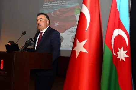 Ankarada Heydər Əliyevin 100 illik yubileyi ilə bağlı konfrans təşkil edilib
