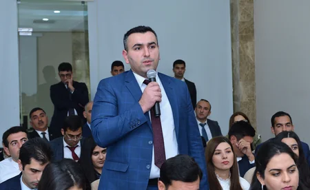 Təhsil naziri Sabirabadda gənc müəllimlərlə görüşüb