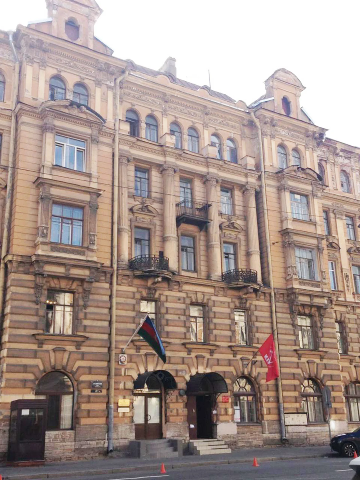 Генконсульство Азербайджана в Санкт-Петербурге: Зачинщиками драки были армяне