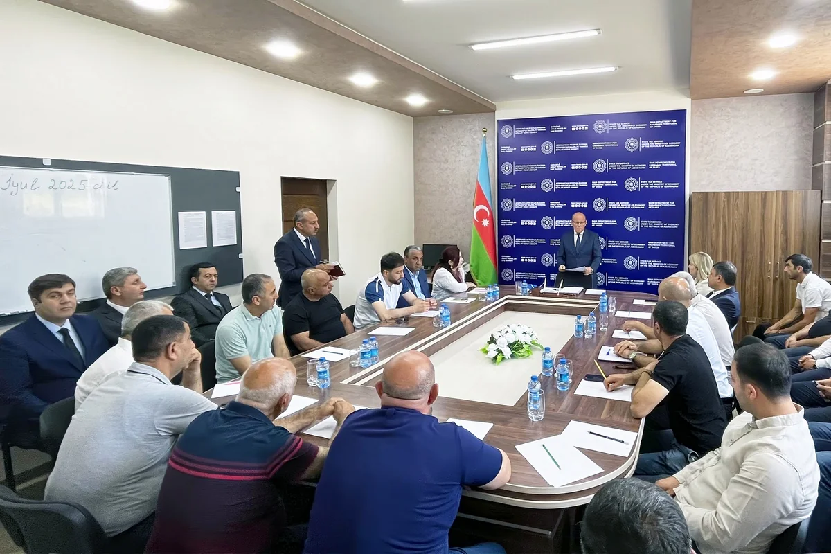 Xankəndidə iaşə sahəsində fəaliyyət göstərən sahibkarlarla görüş keçirilib