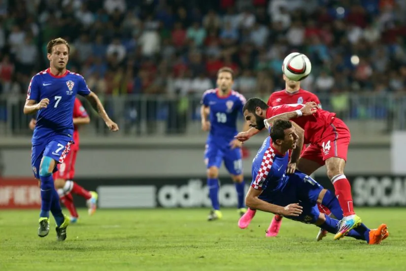 Xorvatiya yığmasının futbolçusu Azərbaycan millisi ilə oyunun hakimliyindən narazılıq edib