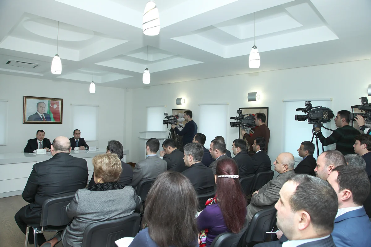 Bakıda dövlət müəssisələrində korporativ idarəetmə prinsiplərinin tətbiqinə dair təlim keçirilib