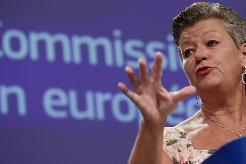 European commissioner urges to increase quotas for Afghan refugees