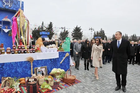Prezident İlham Əliyev Novruz bayramı münasibətilə ümumxalq şənliyində iştirak edib