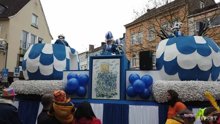 Almaniyada 197 illik karnaval: “Rosenmontag” - FOTO - VİDEO