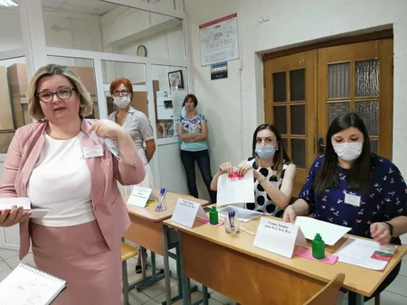 Азербайджанская делегация наблюдает за выборами в Беларуси