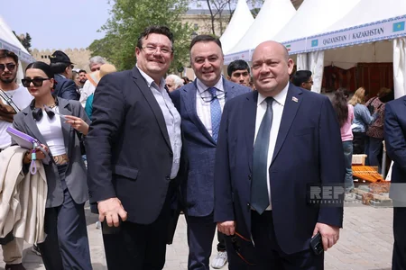 Baku hosts International Carpet Festival