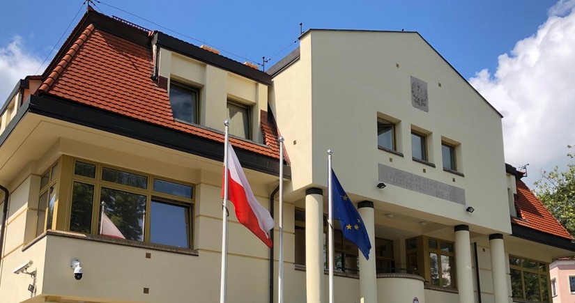 Polşa Kalininqraddakı baş konsulluğun bağlanmasına adekvat cavab verəcəyini vəd edib - YENİLƏNİB