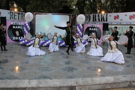 “Retro Bakı” layihəsinin yekun qala konserti olub