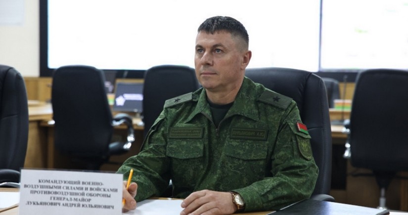 Azərbaycan və Belarus HHQ komandanları əməkdaşlıq istiqamətlərini müzakirə ediblər