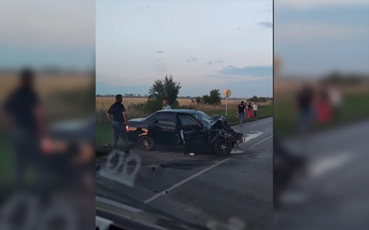 Rostovda ağır yol qəzasında 8 nəfər ölüb
