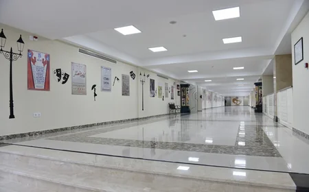 Dövlət başçısı Sumqayıtda “Kimyaçı” Mədəniyyət Sarayında yaradılan şəraitlə tanış olub