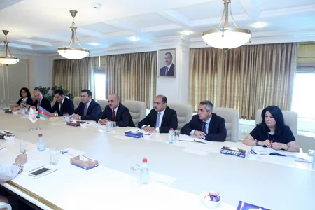 Səlim Müslümov BMT-nin Əhali Fondunun regional direktoru ilə görüşüb
