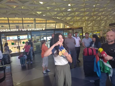 Dünya çempionatında uğurlu çıxış etmiş Azərbaycan para-atletləri Vətənə qayıdıblar