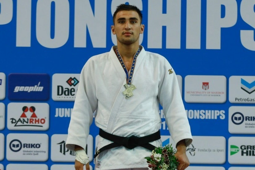 Azərbaycanın daha bir cüdoçusu Böyük Dəbilqə turnirində medal qazanıb