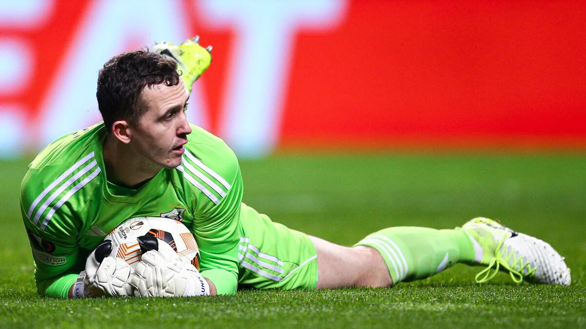 “Qarabağ”ın qapıçısı “Bayer 04”ə rəqib olmalarına sevinir