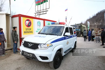 Xankəndi-Laçın yolunda Rusiya sülhməramlılarının tibb xidməti və hərbi polis avtomobilləri maneəsiz hərəkət edib