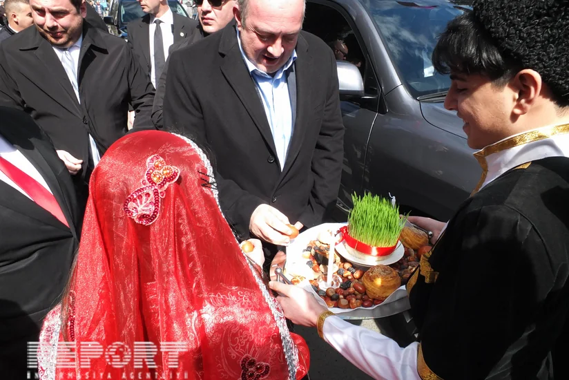 Gürcüstan Prezidenti: Azərbaycan xalqını salamlayır, Novruz bayramı münasibətilə təbrik edirəm - FOTO