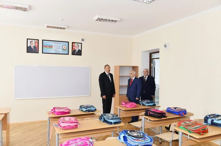 Prezident İlham Əliyev Bakıda 257 nömrəli məktəbin yeni korpusunun açılışında iştirak edib - YENİLƏNİB
